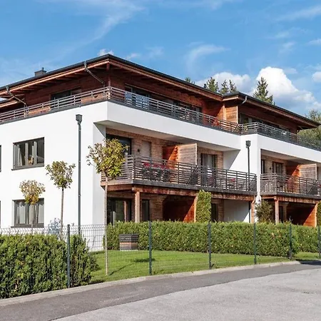 & Golf Zell Am By Alpin 아파트 *