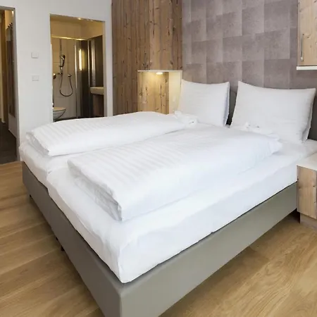 & Golf Zell Am By Alpin 젤암제