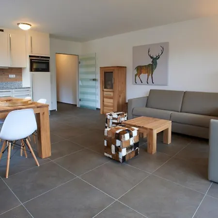 & Golf Zell Am By Alpin 젤암제