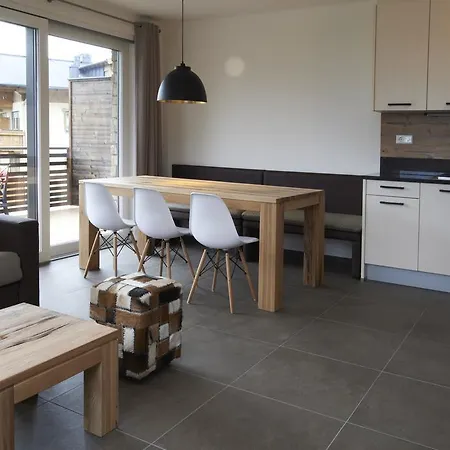 아파트 & Golf Zell Am By Alpin