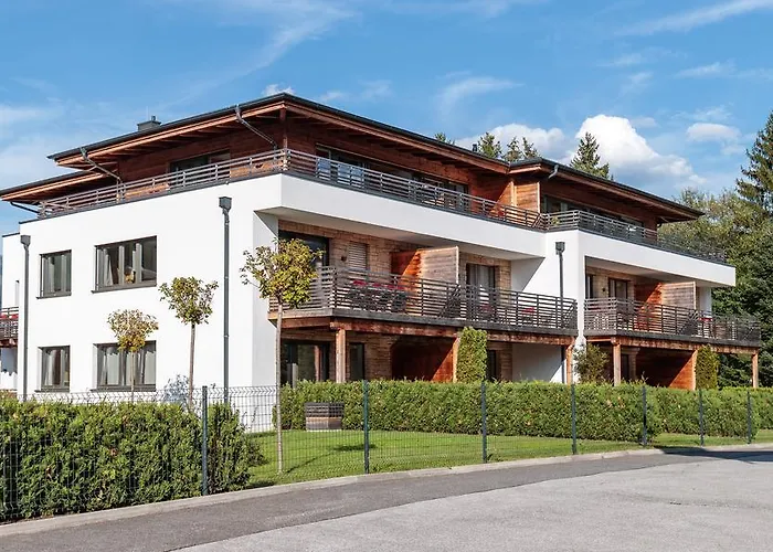 & Golf Zell Am By Alpin Apartment